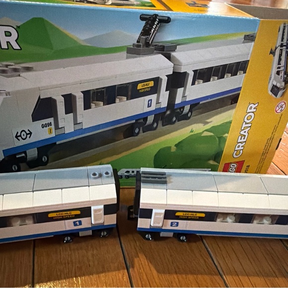 2 Lego Creator Sets High Speed Train 40518 Flat Bed Truck Helicopter 31146 - Picture 3 of 7